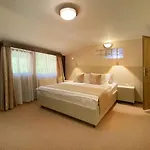 Cabana Schiori